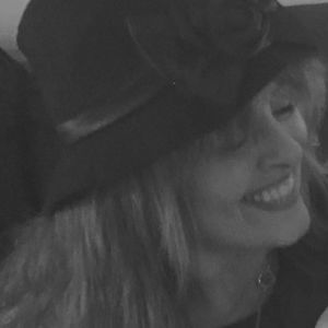 Meet your Posher, Beverly